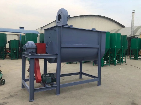 如何選擇臥式攪拌機(jī)？